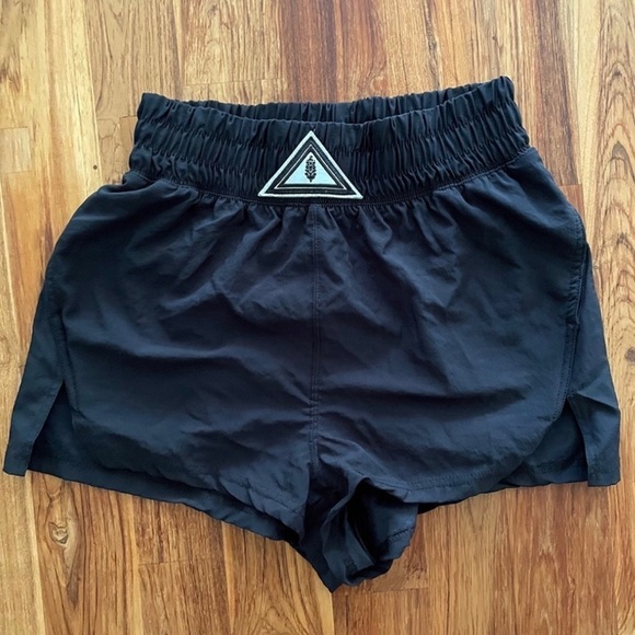 Free People Movement Next Round Shorts Size Small - Picture 7 of 15
